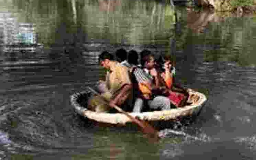 Coracle ride on the Kali river in Dandeli