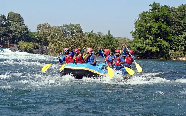 Pandari river joining the Kali at Chandewadi water rapids near Dandeli