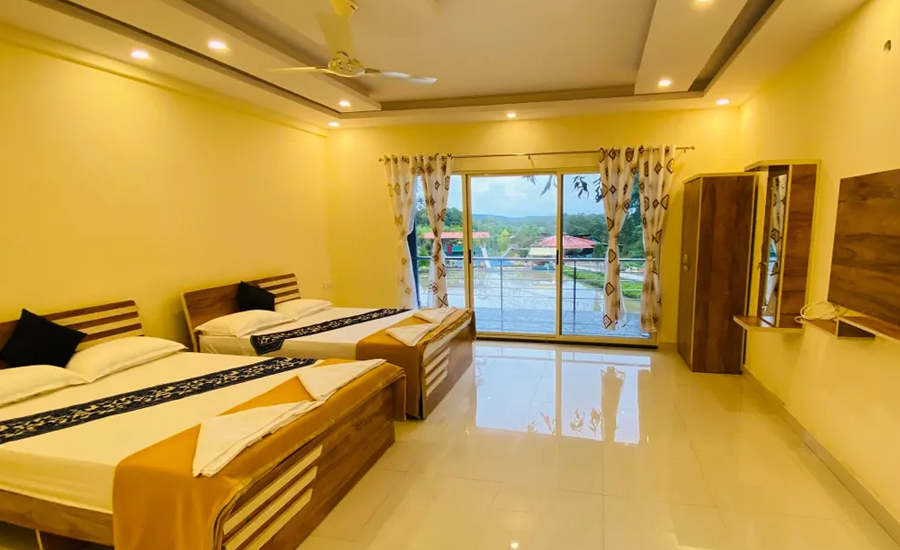 white elephant cottage dandeli
