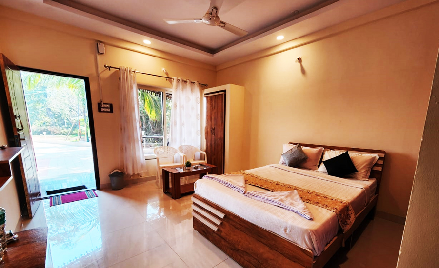 white elephant cottage dandeli
